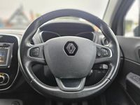 Used Renault Captur Dynamique 90 HP (66 kW) 2017 Grey SUV