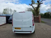 Used Ford Transit Custom Limited 130 HP (95 kW) 2021 White Van