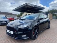 Used Ford Focus ST 185 HP (136 kW) 2017 Black Hatchback