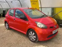 Begagnad Toyota Aygo 2008 Röd Halvkombi