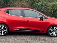 Gebraucht Renault Clio IV Dynamique 90 PS (66 kW) 2016 Rot Kleinwagen