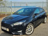 Usado Ford Focus ST-Line 150 CV (110 kW) 2017 Negro Utilitario