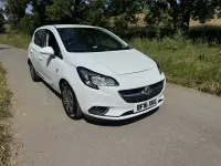 Used Vauxhall Corsa Design Edition 90 HP (66 kW) 2016 White Hatchback