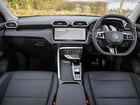 New MG ZS Trophy 196 HP (144 kW) 2026 Red SUV