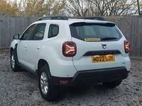 Used Dacia Duster Comfort 100 HP (73 kW) 2022 White SUV