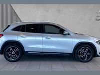 Usado Mercedes GLA200 Executive 161 HP (118 kW) 2023 Prateado SUV