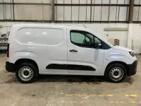 Used Citroën Berlingo 100 HP (73 kW) 2024 White MPV