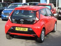 Used Toyota Aygo X-play 72 HP (52 kW) 2021 Red Hatchback