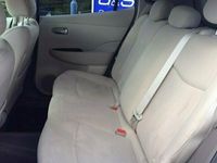 Begagnad Nissan Leaf 80 kW (109 HK) 2011 Halvkombi