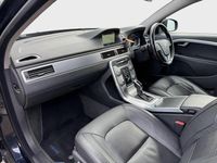 Used Volvo V70 SE Lux 181 HP (133 kW) 2015 Blue Estate
