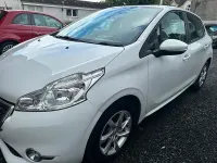 Used Peugeot 208 Active 68 HP (50 kW) 2014 White Hatchback