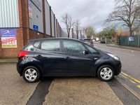 Used Kia Venga 89 HP (65 kW) 2011 Black Hatchback