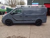 used Renault Trafic SL28 ENERGY dCi 145 Black Edition Van