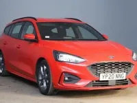 Begagnad Ford Focus ST-Line 2020 Röd Kombi