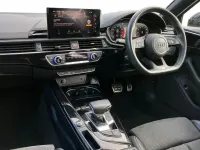 Usado Audi A4 Black Edition 150 HP (110 kW) 2020 Cinzento Carrinha