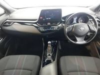 Second-hand Toyota C-HR Sport 122 CP (89 kW) 2023 Alb SUV