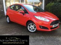 Used Ford Fiesta Zetec 82 HP (60 kW) 2016 Red Hatchback