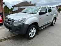 Used Isuzu D-Max 164 HP (120 kW) 2019 Silver Pickup