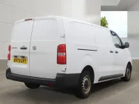 Used Vauxhall Vivaro 145 HP (106 kW) 2023 White MPV