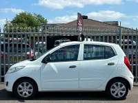 Used Hyundai i10 Classic 2012 White Hatchback
