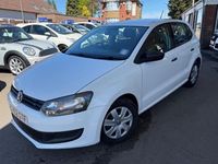 Begagnad VW Polo S 2012 Vit Halvkombi