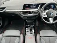 Usado BMW 128 Comfort Edition 265 CV (194 kW) 2024 Gris Utilitario