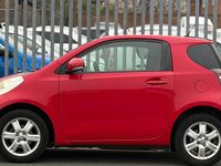 Used Toyota iQ 68 HP (50 kW) 2010 Red Hatchback