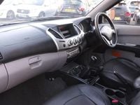 Used Mitsubishi L200 175 HP (128 kW) 2013 White Pickup