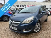 Second-hand Vauxhall Meriva 110 CP (80 kW) 2015 Albastru Monovolum