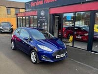 Used Ford Fiesta Zetec 82 HP (60 kW) 2016 Blue Hatchback