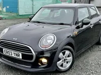 Usado Mini Cooper Hatch 2016 Negro Utilitario
