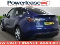 Używany Tesla Model Y RWD 254 kW (346 KM) 2023 Niebieski SUV