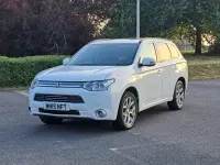 Used Mitsubishi Outlander P-HEV 2015 White Estate