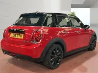 Używany Mini Cooper D Hatch 2018 Czerwony Hatchback