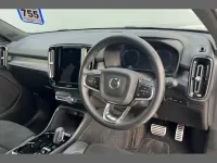 Begagnad Volvo XC40 R-Design 258 HK (189 kW) 2022 Grå SUV