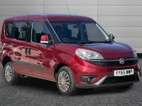 Begagnad Fiat Doblò Easy 95 HK (69 kW) 2016 Röd Minibuss