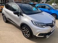 Used Renault Captur Dynamique 90 HP (66 kW) 2017 Silver black SUV