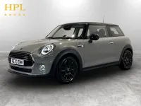 Usado Mini Cooper Classic 136 HP (100 kW) 2020 Cinzento Citadino