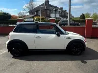 Used Mini Cooper 2010 White Hatchback