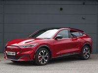 Used Ford Mustang Premium 351 HP (258 kW) 2024 Red Estate