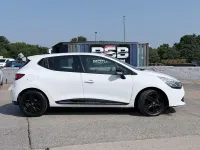 Used Renault Clio Dynamique 75 HP (55 kW) 2014 White Hatchback