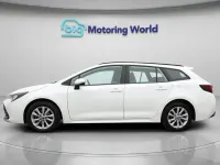 Usado Toyota Corolla 140 CV (102 kW) 2024 Blanco Familiar