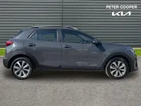 Used Kia Stonic 100 HP (73 kW) 2023 Grey SUV