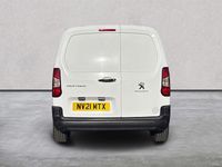Used Peugeot Partner 131 HP (96 kW) 2021 White MPV