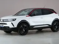 Used Vauxhall Mokka GS Line 101 HP (74 kW) 2022 White SUV