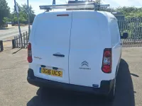 Used Citroën Berlingo 75 HP (55 kW) 2016 White MPV