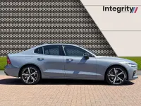 Used Volvo S60 Ultimate 250 HP (183 kW) 2023 Grey Sedan