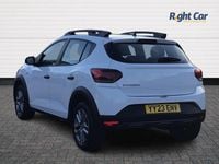 Used Dacia Sandero Essentiel 91 HP (66 kW) 2023 White Hatchback