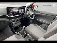 Used VW T-Cross Life 95 HP (69 kW) 2024 Red SUV