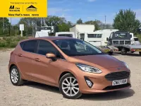Begagnad Ford Fiesta Titanium 100 HK (73 kW) 2017 Brun Halvkombi
